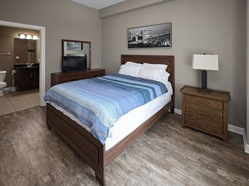 Fully furnished luxury corporate housing available*